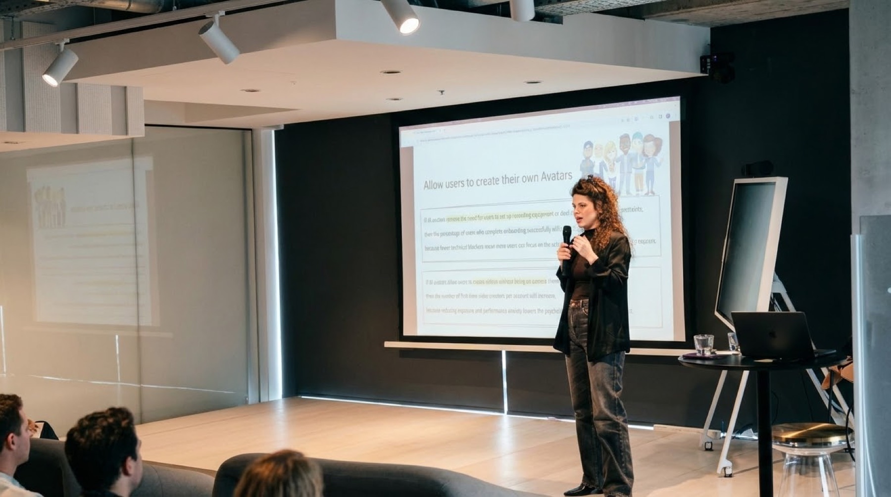 Inbal Gilead speaking at an event